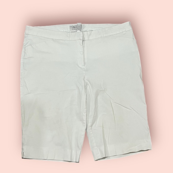Chico's So Slimming White Bermuda Shorts sz 3 - Picture 1 of 8